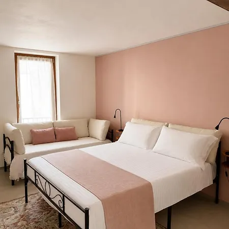 فندق مبيت وإفطار Casa Olivia غاردوني ريفييرا